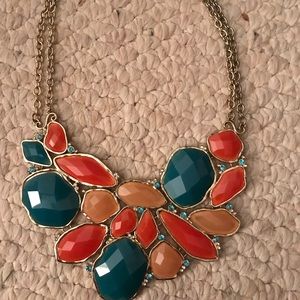 Statement necklace